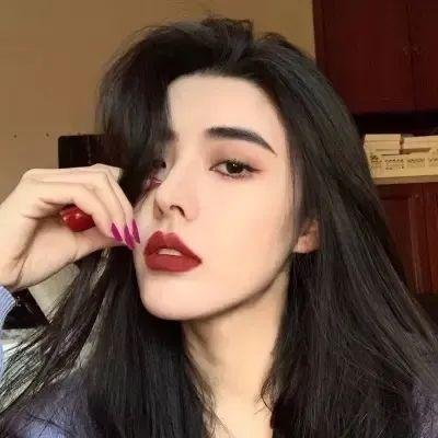 蝙蝠侠与小丑女