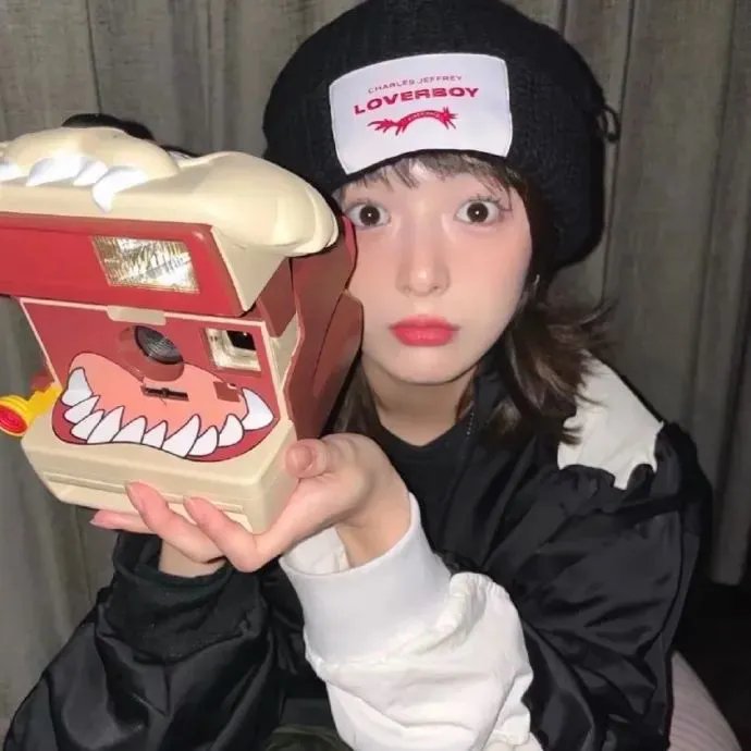 安妮特·泽尔曼的历史
